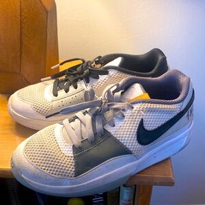 Nike Jaw Morant Big Kids Basketball Shoes SIZE 5.5